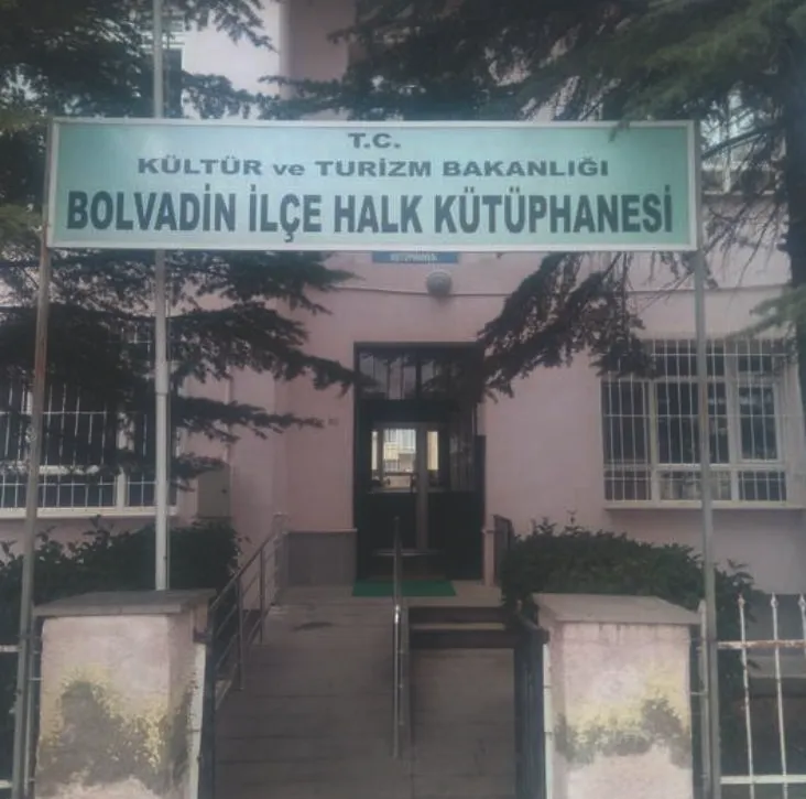HALK KÜTÜPHANESİ  Y-E-N-İ-L-E-N-M-E-L-İ 
